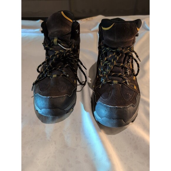 Great Condition Lands End Mens Hiking Boots - New Laces Needed - US 11.5 UK 10.5